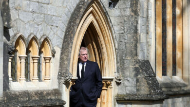 Photo of Без дома и работы: к чему привела дружба сына Елизаветы II с педофилом