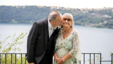 Photo of Осенний поцелуй: как убедить пожилую маму снова выйти замуж, зачем это ей и вам