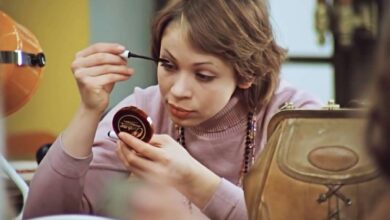 Photo of Искусство праздничного макияжа в СССР: чем и как красились женщины на Новый год