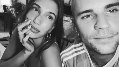 Photo of Хейли Бибер страстно поцеловала мужа на дне рождения Кендалл Дженнер