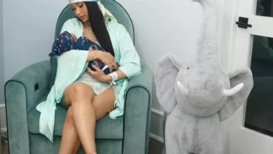 Photo of Карди Би показала первое фото новорожденного сына