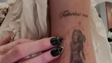 Photo of Кейт Бекинсейл показала новую татуировку, сделанную в честь особенного человека