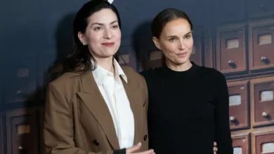 Photo of Натали Портман растрогалась на красной дорожке