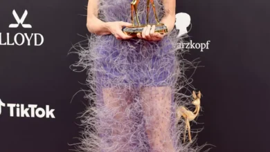 Photo of Образ дня: Кейт Бланшетт в необычном сиреневом платье в Мюнхене