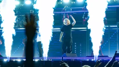 Photo of «30 солнечных лет»: в столице с размахом отметили юбилей легендарные «Иванушки»