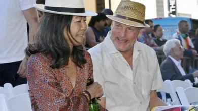 Photo of Исключение из правил: Вуди Харрельсон вышел в свет вместе с женой