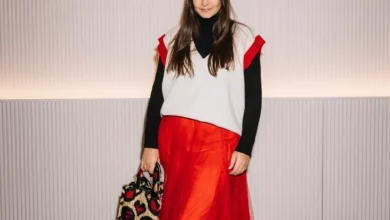 Photo of Лиза Арзамасова с сыном, Глафира Тарханова с детьми и другие на премьере спектакля «Аленький цветочек»