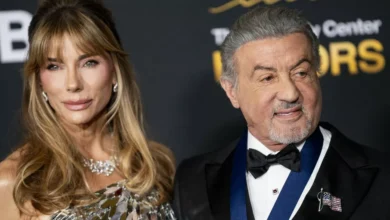 Photo of Сильвестр Сталлоне вышел на публику с тростью